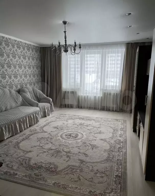 2-к. квартира, 60 м, 1/1 эт. - Фото 0