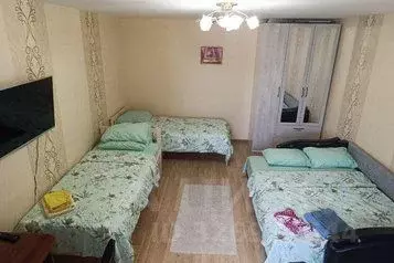 2-к кв. Псковская область, Псков ул. Максима Горького, 18 (72.0 м) - Фото 1