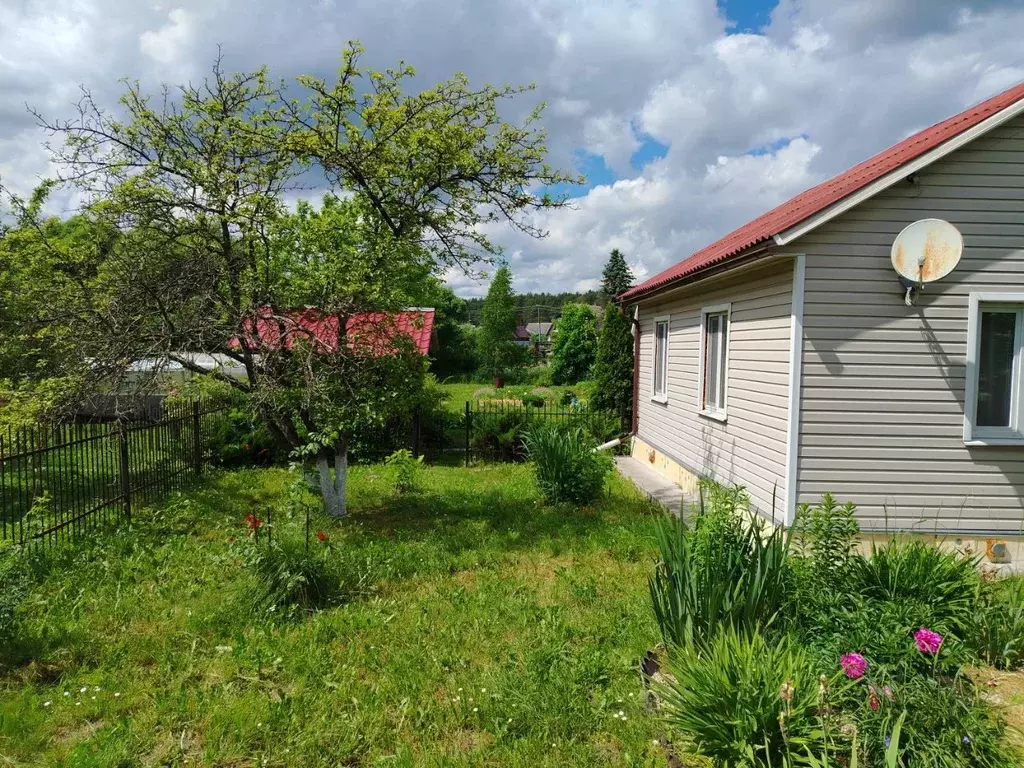Дом в Брянская область, Жуковка ул. Горького, 48 (77 м) - Фото 2