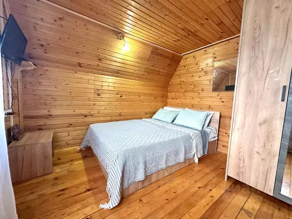 Дом в Адыгея, Майкопский район, пос. Каменномостский ул. Пушкина, 14 ... - Фото 1