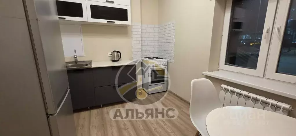 3-к кв. Ямало-Ненецкий АО, Новый Уренгой Славянский мкр, 1/6 (68.1 м) - Фото 1