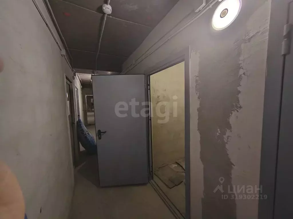 Гараж в Ямало-Ненецкий АО, Новый Уренгой Энтузиастов мкр, 9 (3 м) - Фото 0