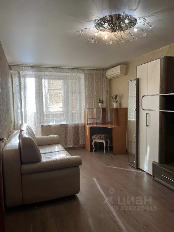 2-к кв. Татарстан, Зеленодольск ул. Энгельса, 3 (50.0 м) - Фото 1