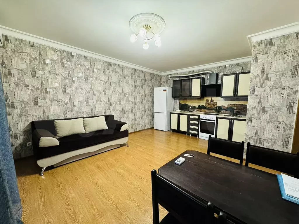 1-к. квартира, 50 м, 4/8 эт. - Фото 0