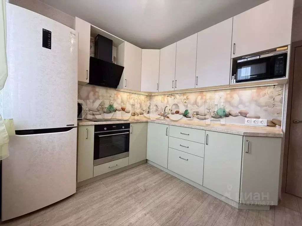 2-к кв. Воронежская область, с. Новая Усмань ул. Каштановая, 5 (56.0 ... - Фото 2