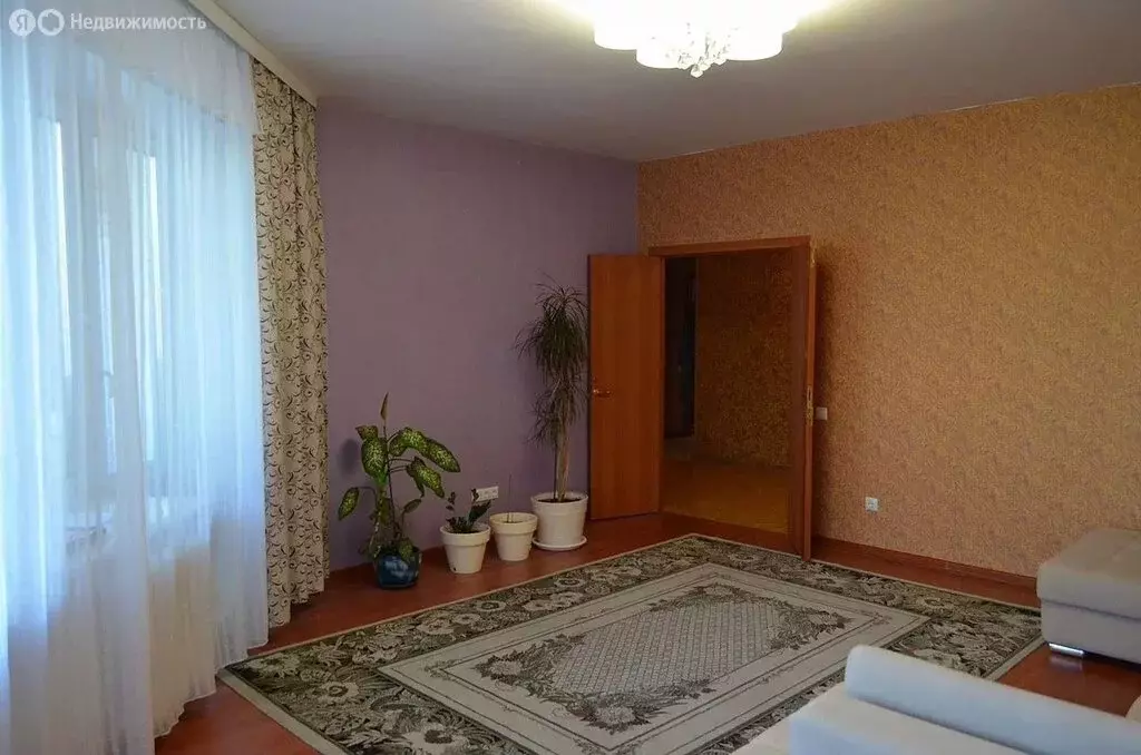2-комнатная квартира: Тюмень, улица Чернышевского, 2А (83.8 м) - Фото 1