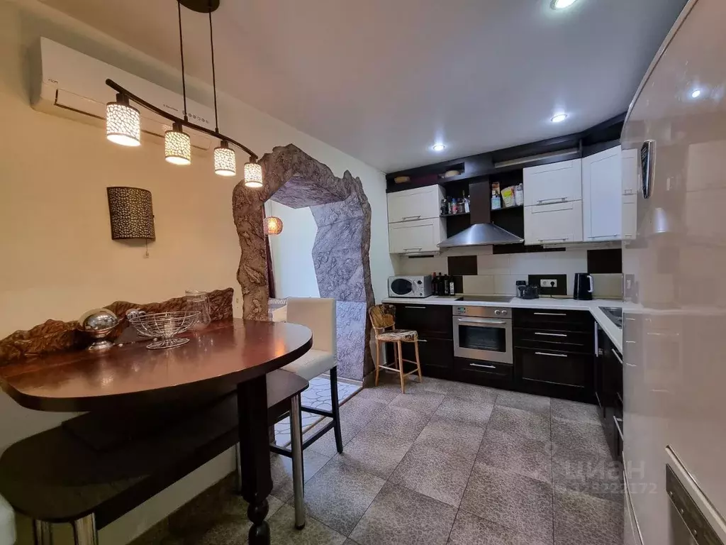 3-к кв. Башкортостан, Уфа ул. Гафури, 54 (120.0 м) - Фото 1