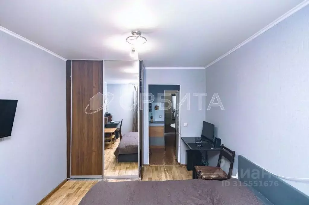Комната Тюменская область, Тюмень ул. Республики, 233 (17.3 м) - Фото 1