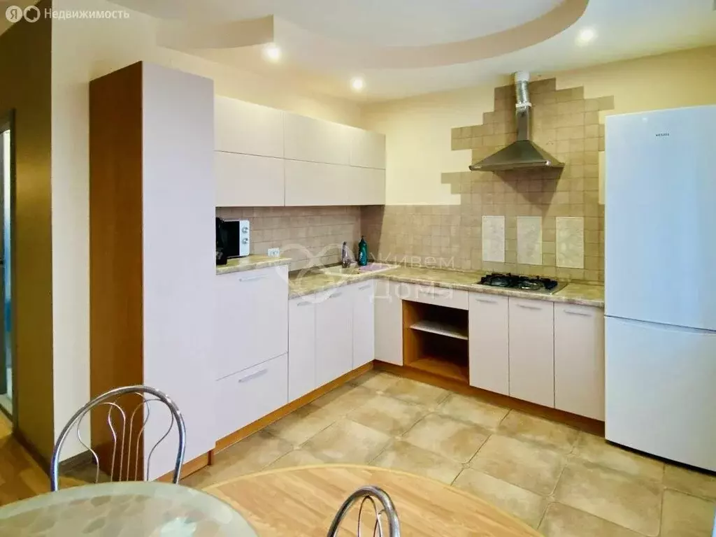 2-комнатная квартира: Волгоград, улица Карла Либкнехта, 21 (79 м) - Фото 1