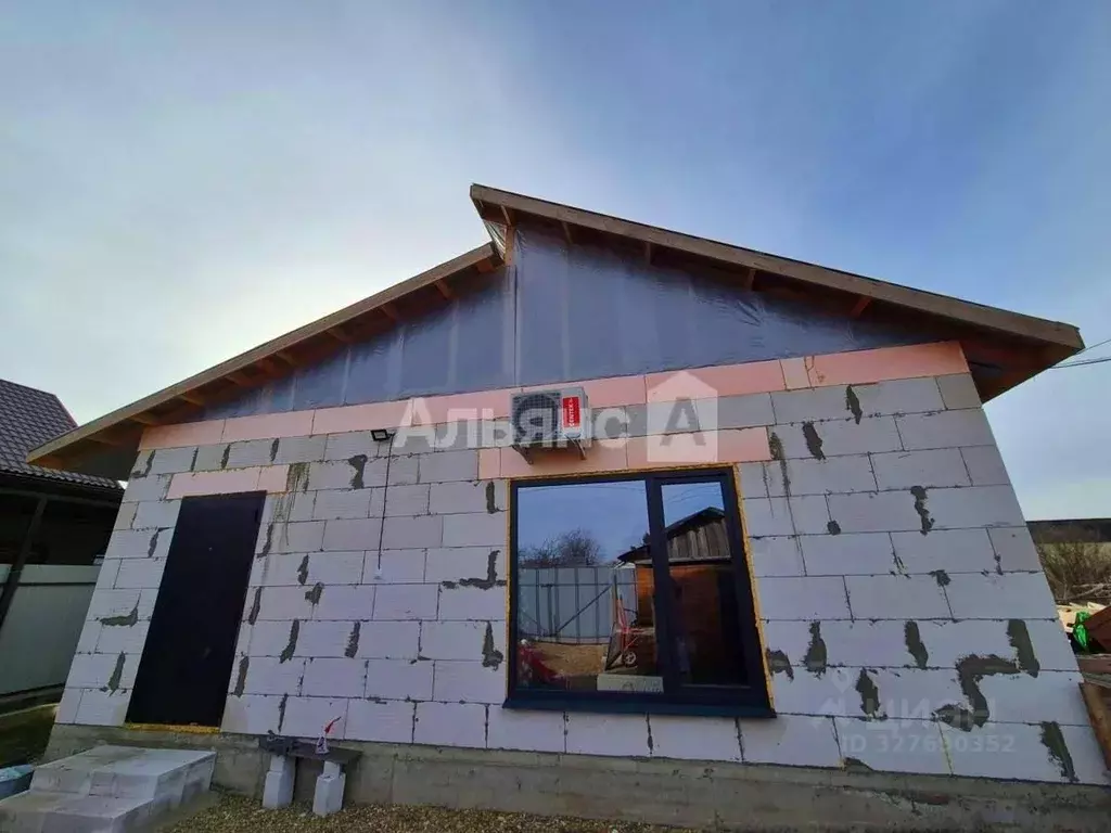 Дом в Краснодарский край, Усть-Лабинский район, Воронежское с/пос, ... - Фото 1