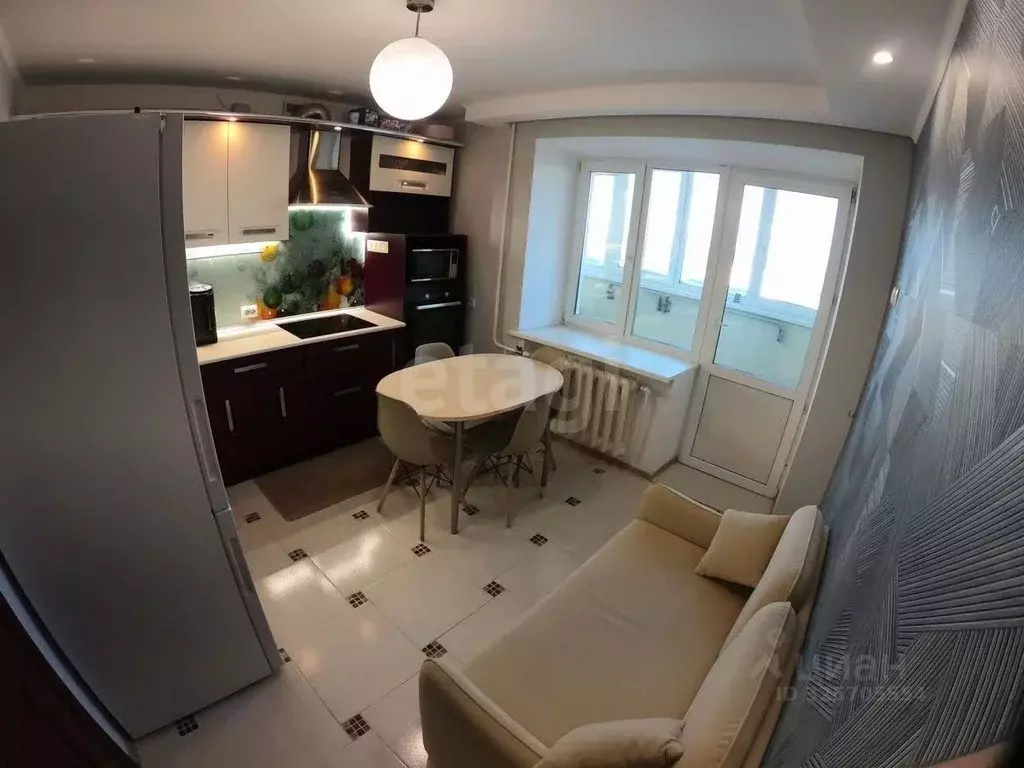 2-к кв. Тюменская область, Тюмень ул. Восстания, 19 (62.3 м) - Фото 1