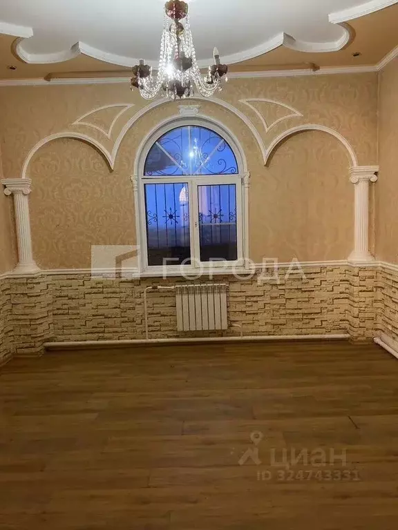 Дом в Новосибирская область, Новосибирск ул. Победы, 35 (250 м) - Фото 2