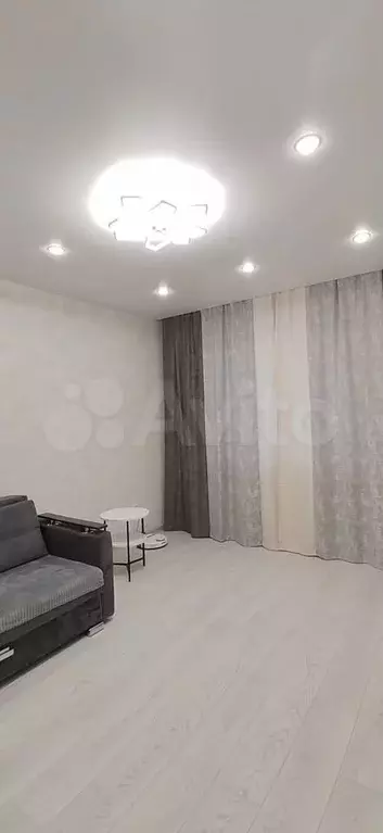 1-к. квартира, 38 м, 7/9 эт. - Фото 1