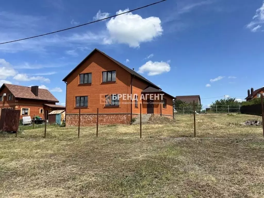 Дом в Белгородская область, Белгородский район, Никольское с/пос, с. ... - Фото 1