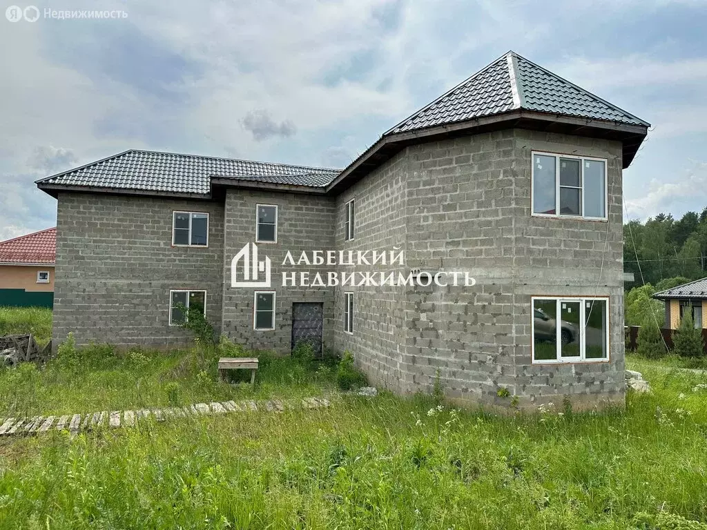 Дом в микрорайон Белые Столбы, территория Сиеста Южная, 8 (260 м) - Фото 1