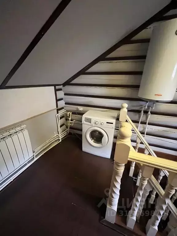 Комната Пермский край, Губаха Краснооктябрьская ул., 37 - Фото 1