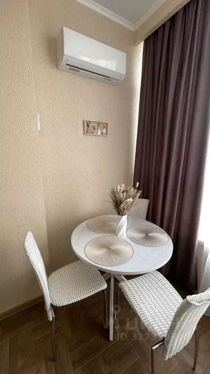 Студия Краснодарский край, Геленджик Крымская ул., 22к1 (30.4 м) - Фото 1
