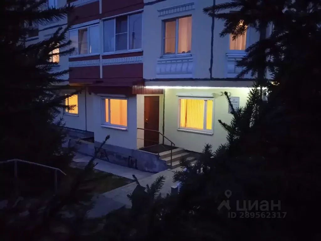 3-к кв. Карелия, Петрозаводск Повенецкая ул., 6 (107.0 м) - Фото 0