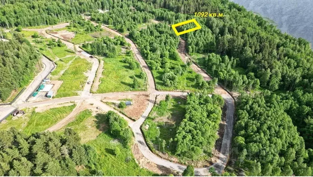 Участок в Ленинградская область, Приозерский район, Красноозерное ... - Фото 2