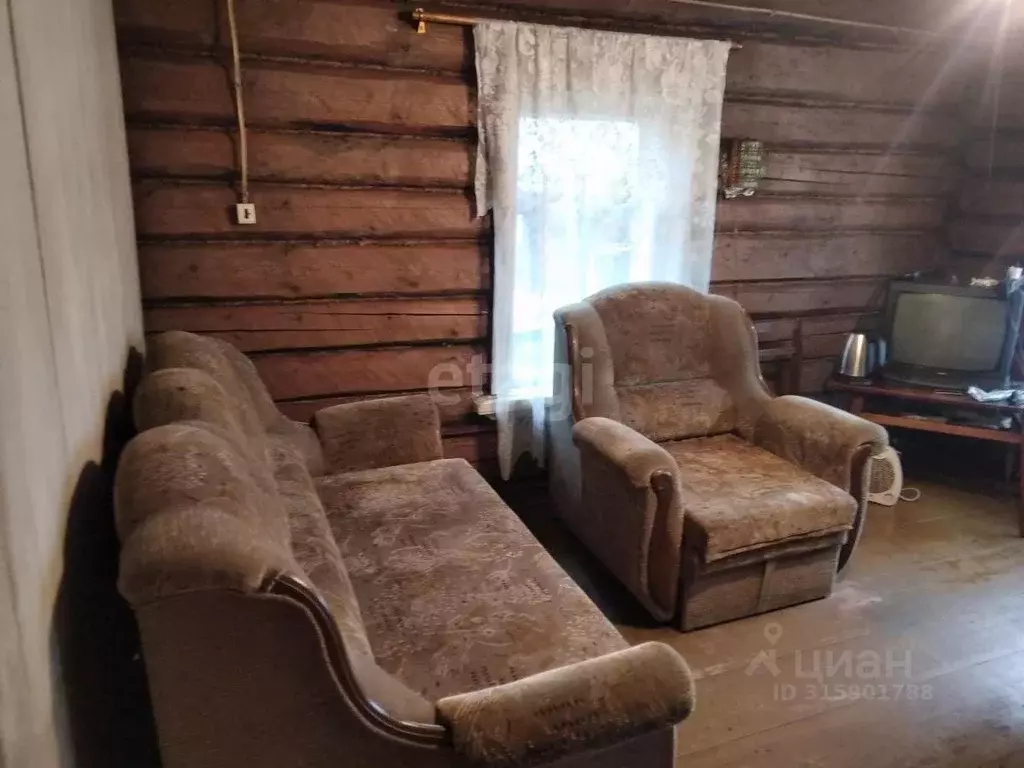Дом в Удмуртия, Кизнерский район, пос. Кизнер ул. Спортивная (42 м) - Фото 1