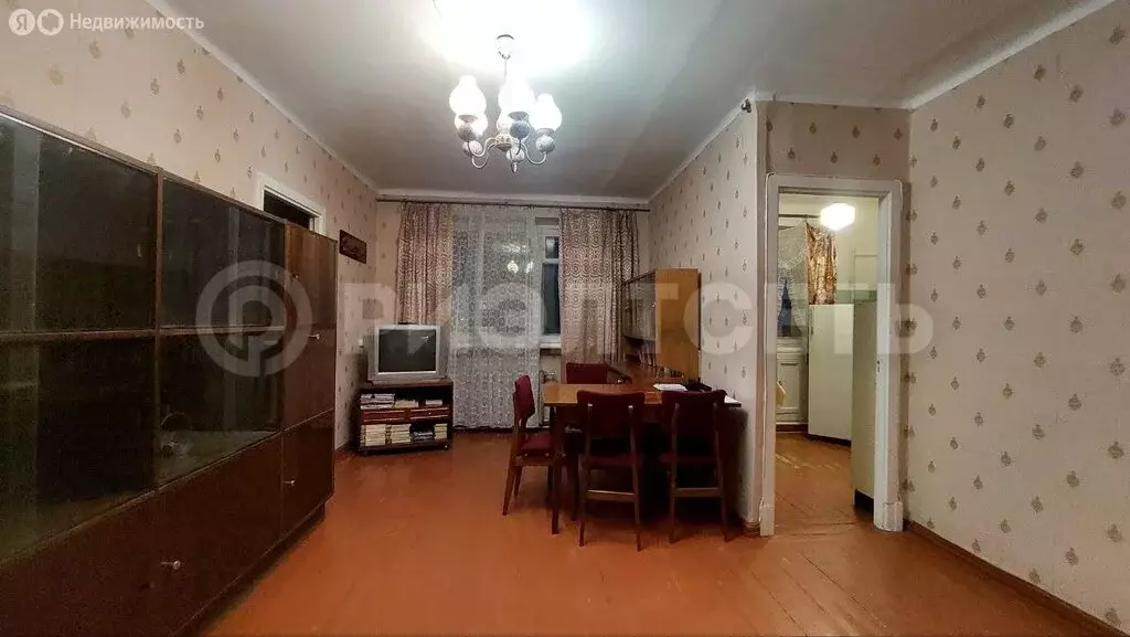2-комнатная квартира: Мурманск, улица Володарского, 14 (43 м) - Фото 1