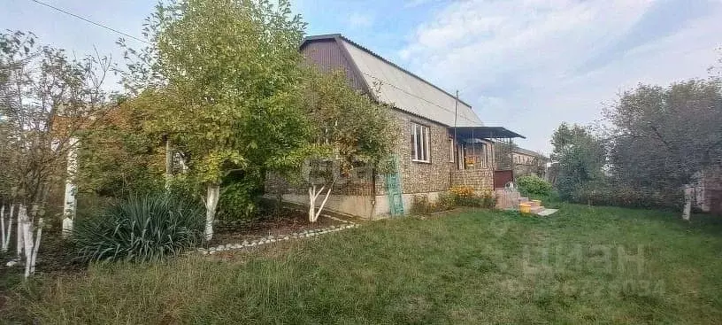 Дом в Ингушетия, Назрановский район, с. Экажево ул. Балкарская (65 м) - Фото 1