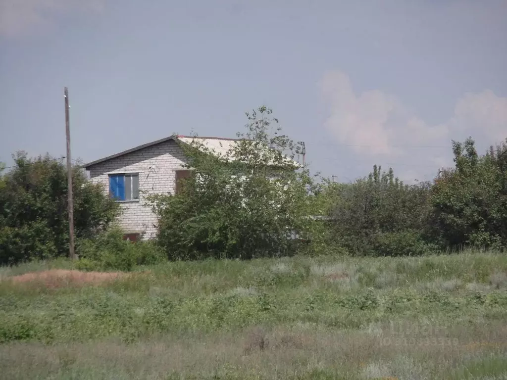 Участок в Волгоградская область, Волжский пос. Краснооктябрьский, ул. ... - Фото 2