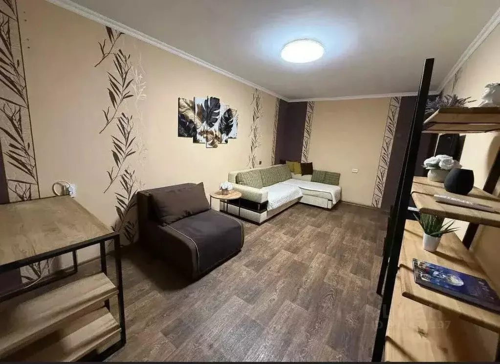 2-к кв. Крым, Симферополь ул. Крымских Партизан, 31 (50.0 м) - Фото 2