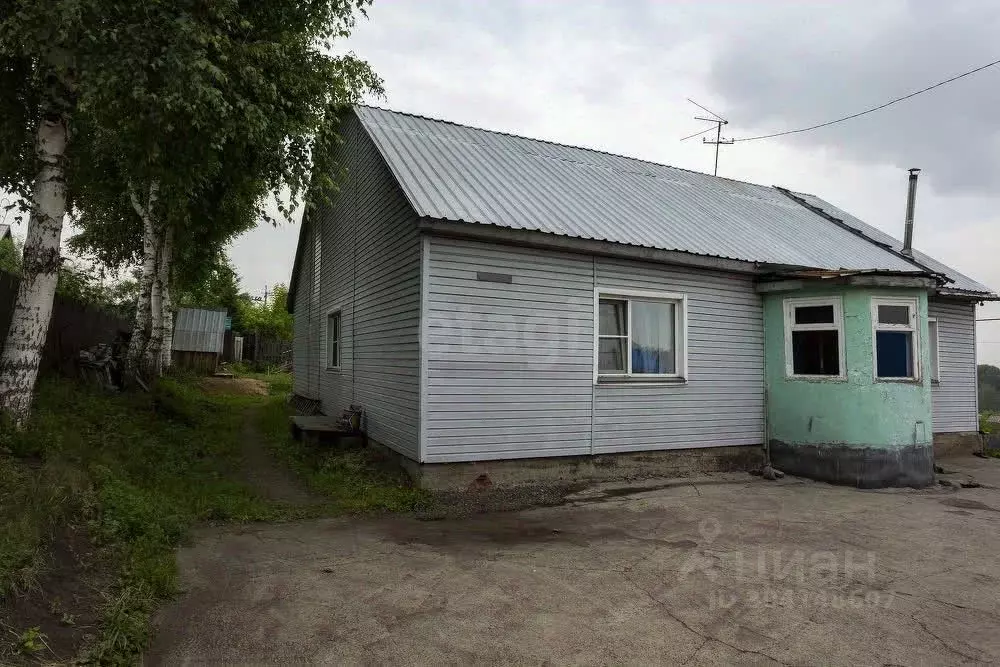 Дом в Кемеровская область, Новокузнецк Октябрьская ул. (123 м) - Фото 0