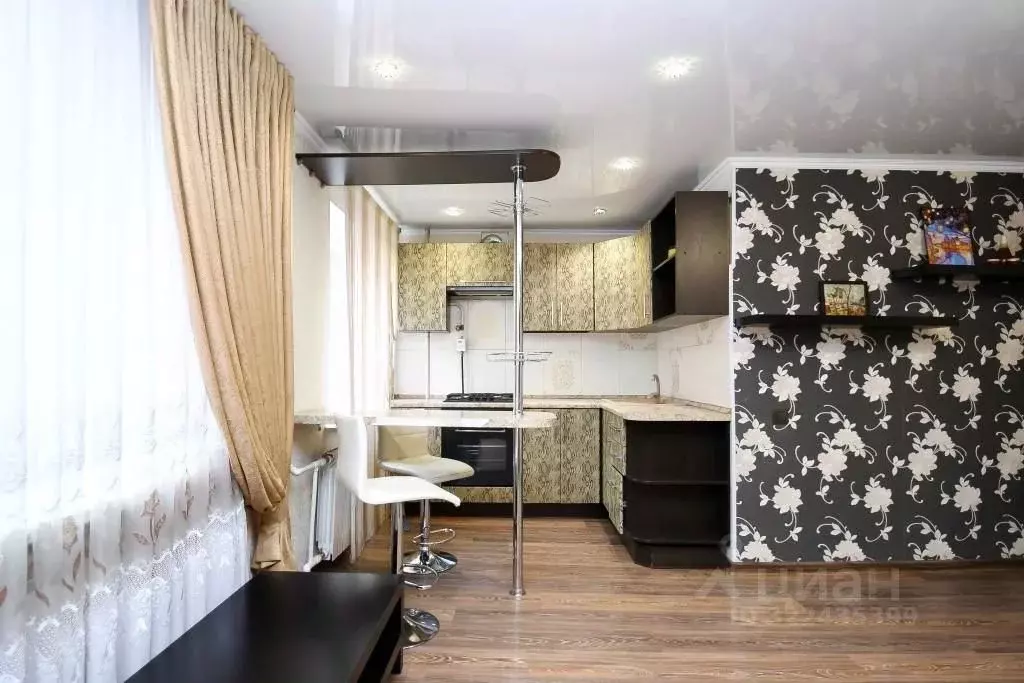 2-к кв. Омская область, Омск ул. 4-я Транспортная, 52 (42.7 м) - Фото 2