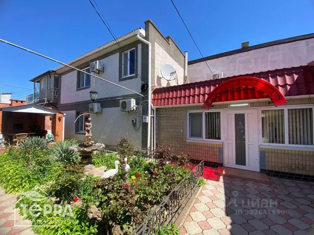 Дом в Крым, Евпатория ул. Дзержинского, 24 (182 м) - Фото 1