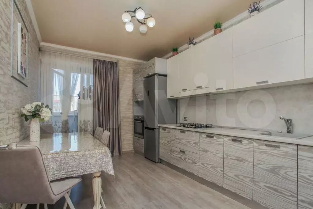2-к. квартира, 80 м, 10/10 эт. - Фото 0