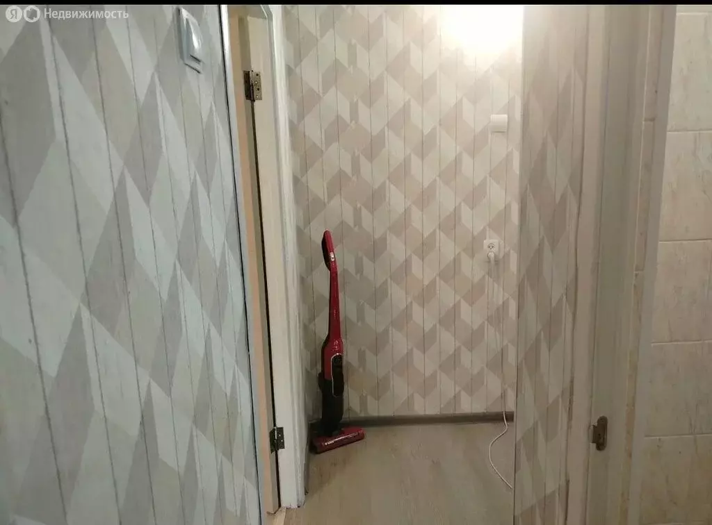 1-комнатная квартира: Каменск-Шахтинский, Дорожная улица, 23 (31 м) - Фото 0