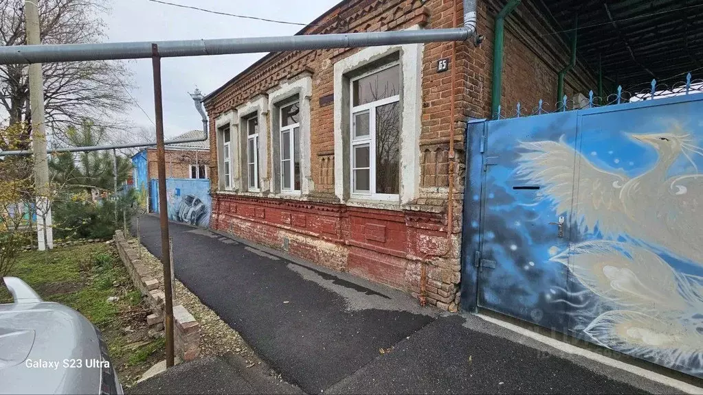 Дом в Краснодарский край, Армавир Коммунистическая ул., 72 (122 м) - Фото 0