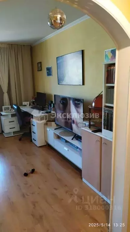 3-к кв. Тюменская область, Тюмень ул. Федюнинского, 17 (60.2 м) - Фото 1