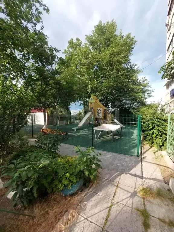 2-к кв. Крым, Ялта ул. Красноармейская, 36 (58.0 м) - Фото 1