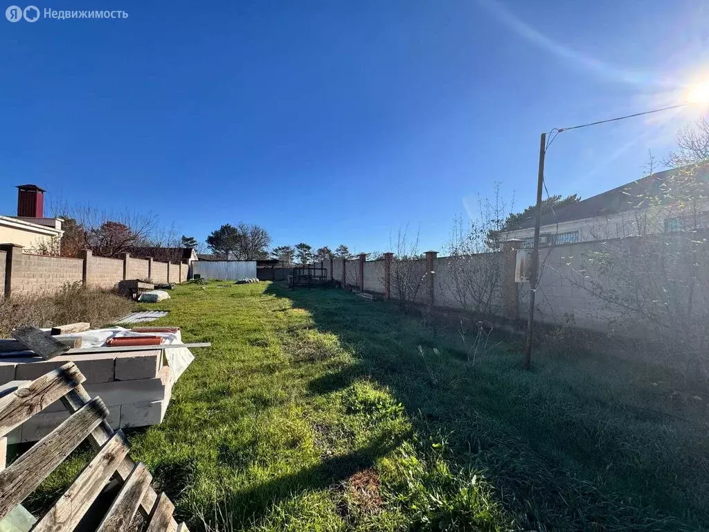 Участок в Бахчисарайский район, посёлок городского типа Почтовое (6 м) - Фото 2