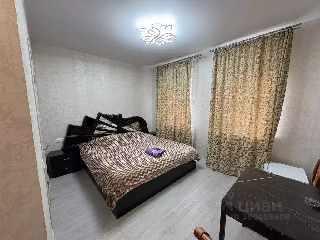 Комната Ставропольский край, Кисловодск ул. Ярошенко, 38 - Фото 1