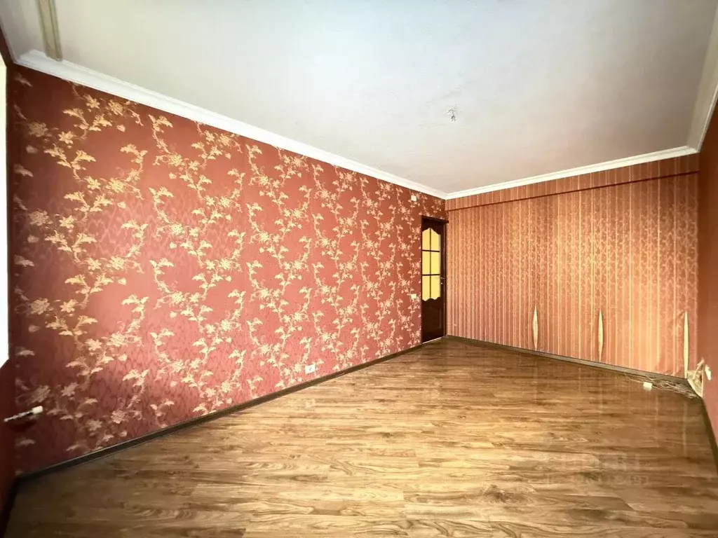 4-к кв. Кабардино-Балкария, Нальчик ул. Ватутина, 10 (92.0 м) - Фото 2