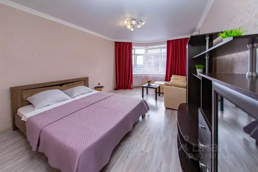 1-к кв. Оренбургская область, Оренбург Салмышская ул., 43А (43.0 м) - Фото 0