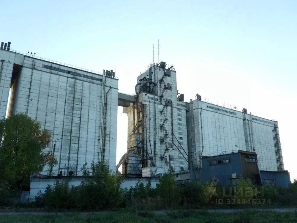 Производственное помещение в Красноярский край, Красноярск ул. Красной ... - Фото 1