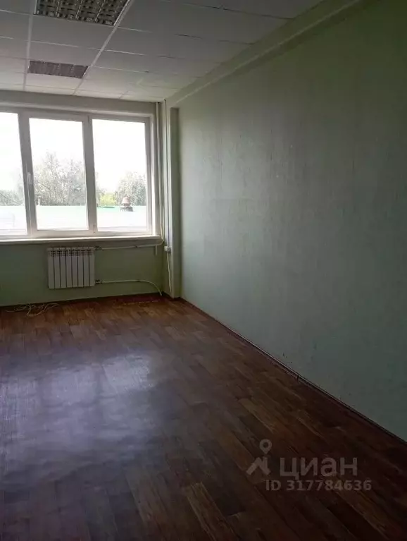 Помещение свободного назначения в Омская область, Омск просп. ... - Фото 1