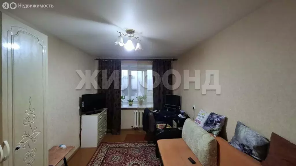 3-комнатная квартира: Верхняя Салда, улица Энгельса, 69 (78 м) - Фото 2