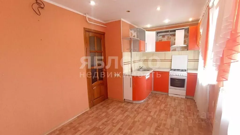 3-к кв. Пермский край, Березники ул. Черняховского, 55 (60.0 м) - Фото 1