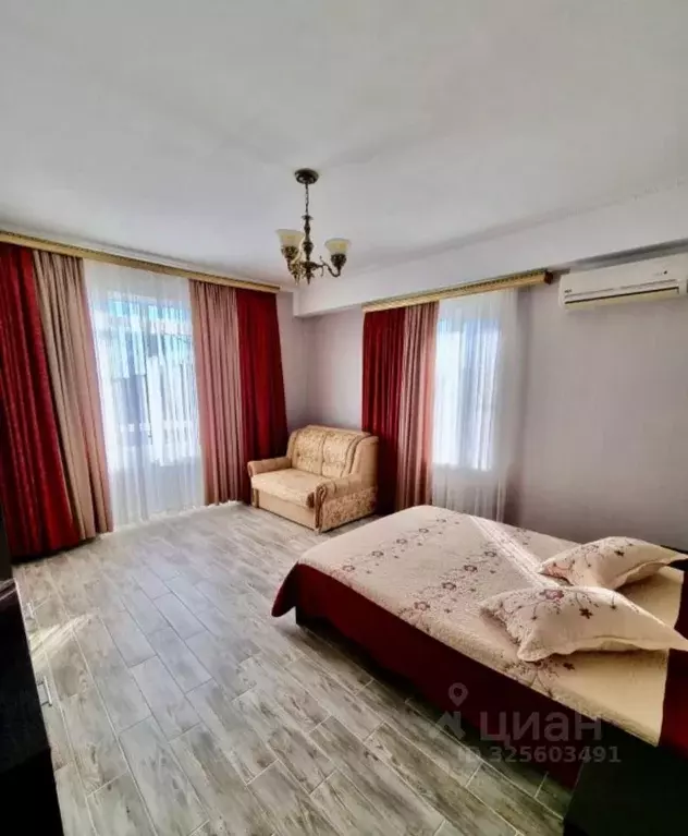 1-к кв. Краснодарский край, Анапа Черноморская ул., 39 (45.0 м) - Фото 1