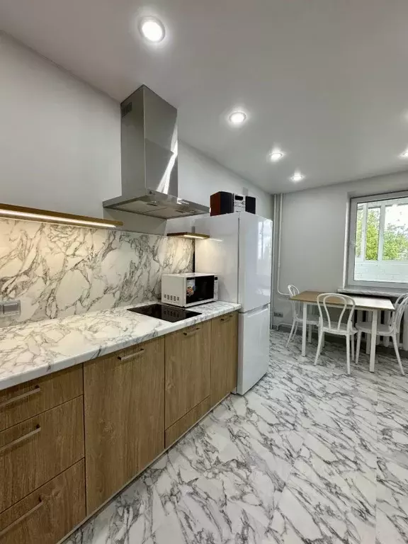 1-к кв. Кировская область, Киров Ж/д вокзала мкр,  (42.0 м) - Фото 1