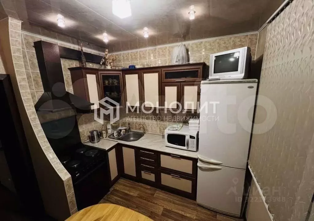 2-к кв. Белгородская область, Старый Оскол Жукова мкр, 51 (53.0 м) - Фото 2