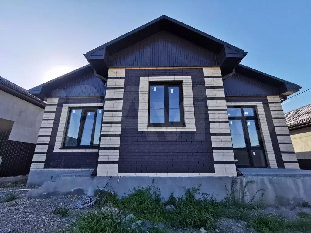 Дом 100 м на участке 4 сот. - Фото 0