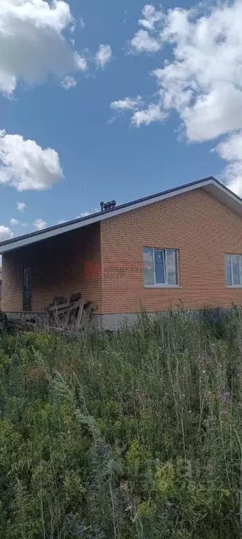 Коттедж в Белгородская область, Старооскольский городской округ, с. ... - Фото 1