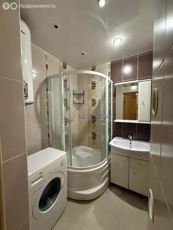 2-комнатная квартира: Нижний Новгород, Ошарская улица, 98 (67.1 м) - Фото 2